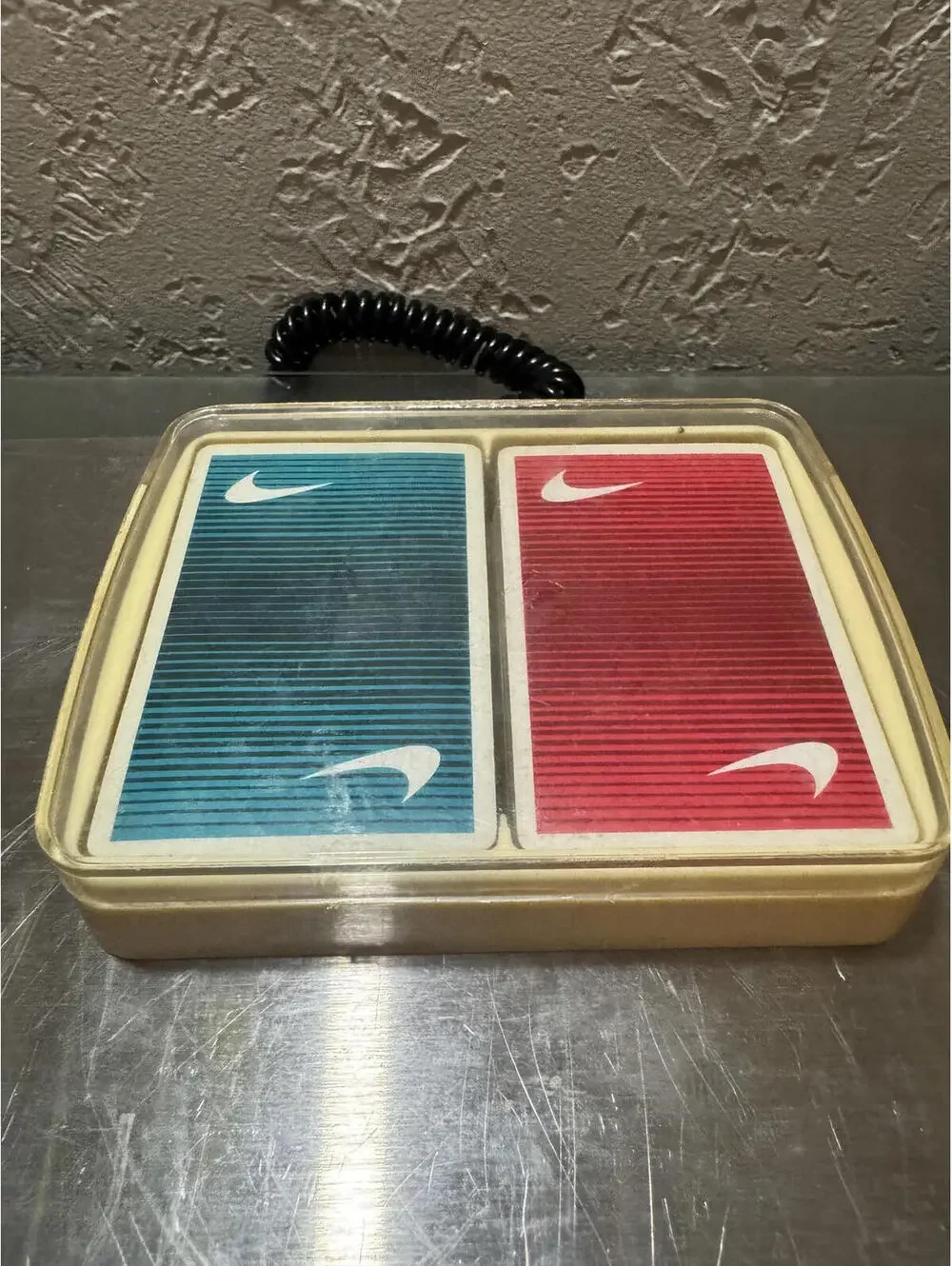 VTG Lorillard Tobacco compony playing cards in plastic case